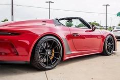 Porsche 991 Speedster 性感的双驼峰