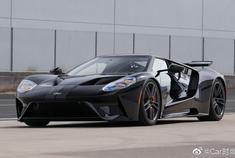 2018年的福特GT被拍卖了121万美元，几乎是其建议零售价的三倍