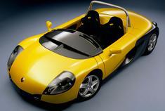 即使四分之一个世纪后，雷诺蜘蛛（Spider）仍然觉得激进。