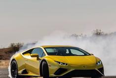 Lamborghini Huracan EVO RWD 烧胎的姿势很美……