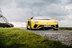 Lamborghini Aventador S，这大黄牛怎么样？