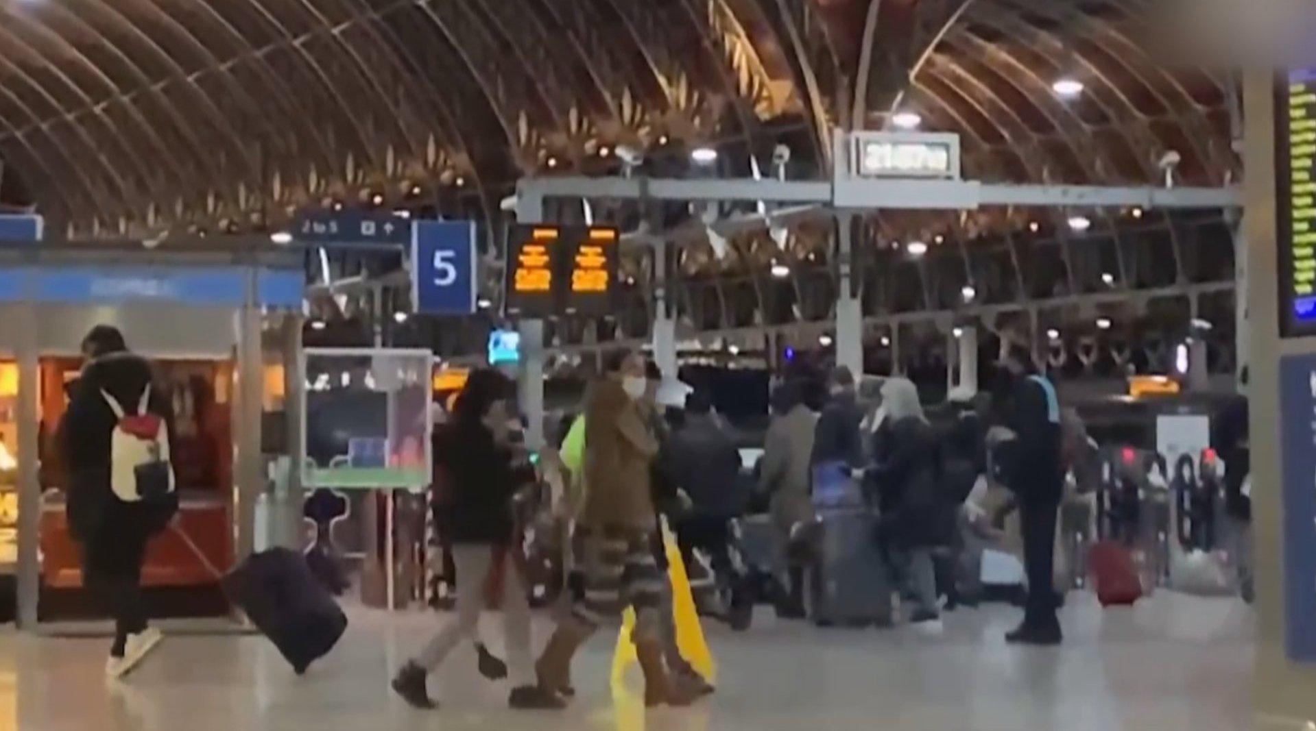 伦敦封城  近30万人连夜逃离