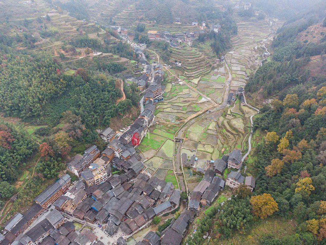 古代外星人来过这里,修建火箭和飞碟发射架,留下了惊人的建筑