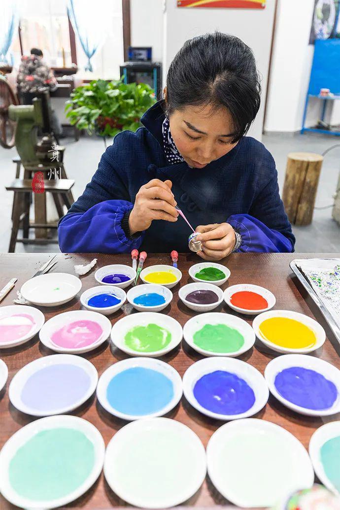 一个县城竟拥有100多项非遗,其中20多项,都聚集在这个小镇