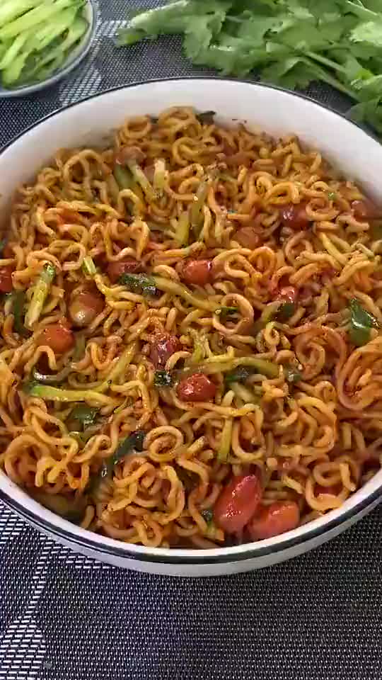 吃不下饭就来碗凉拌泡面味道真的绝了