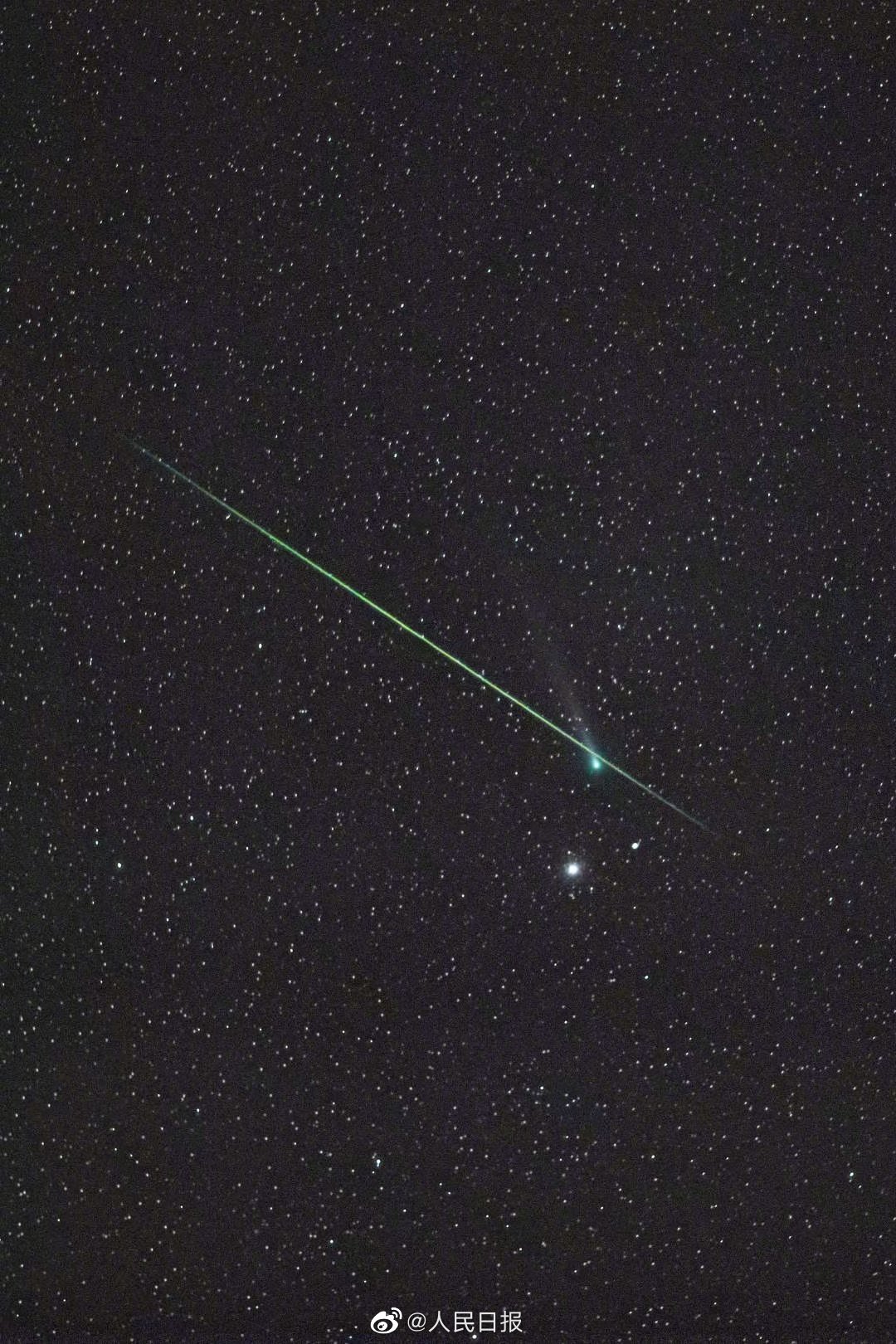 彗星什么时间离地球最近 272b-46f3bb440275ff0a26ee7292520ea345.jpg