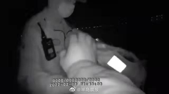 嘶喊 1d86-775d29647d8c2a87920d1bec96b63af4.jpg