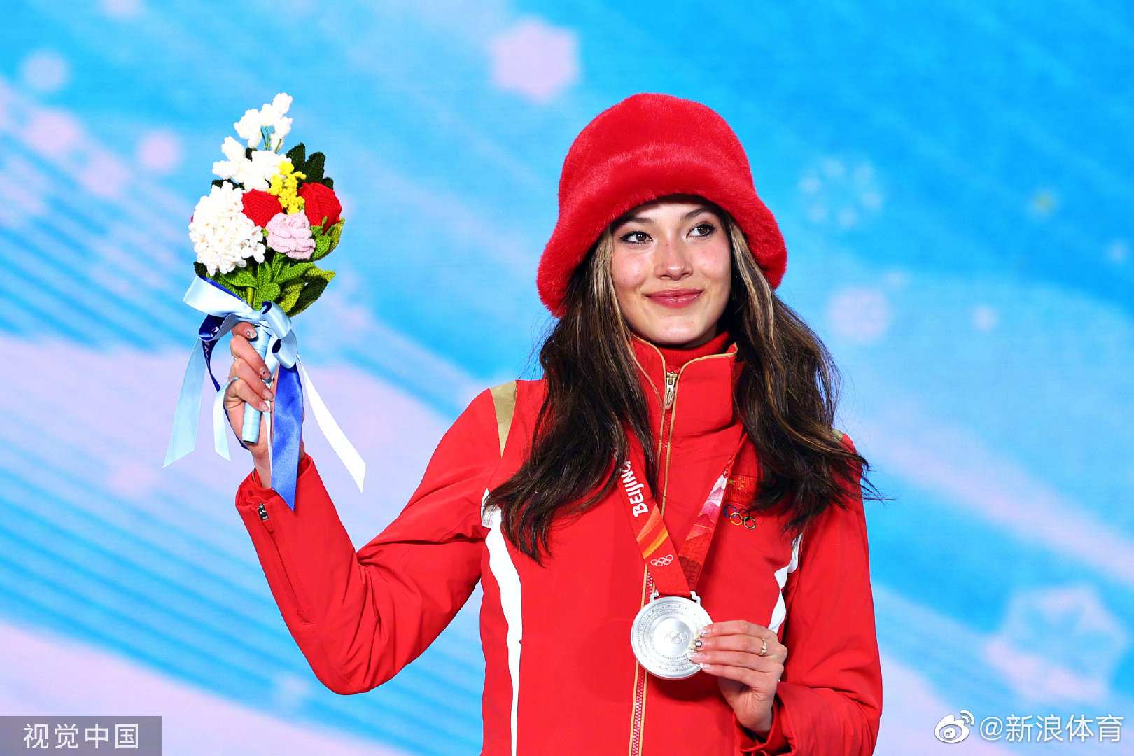 谷爱凌 9aea-a2945ebbef8e2431e6206a2c8aaff4dc.jpg