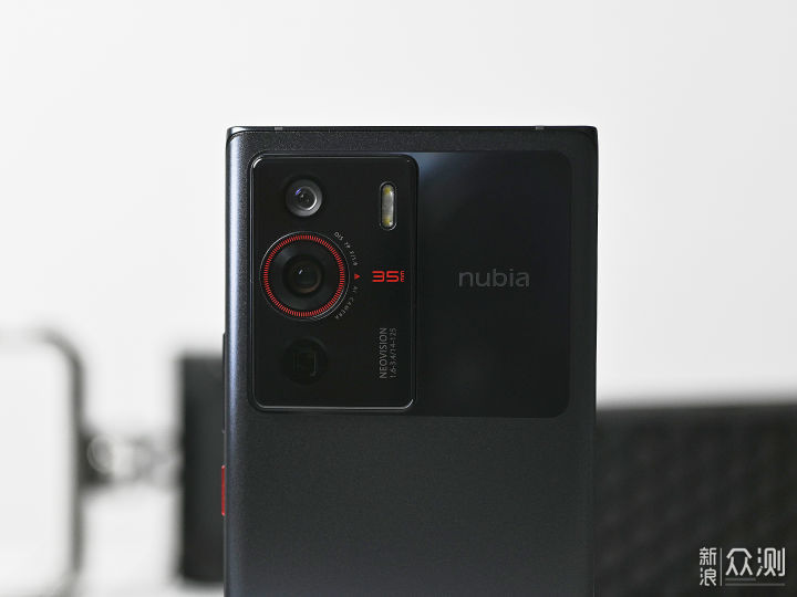 以人文拍摄之名，35mm主摄努比亚Z40 Pro体验
