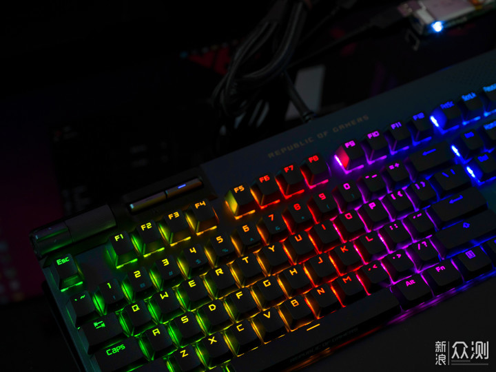 自制无线模块，完美化ROG耀光2幻机械键盘_新浪众测