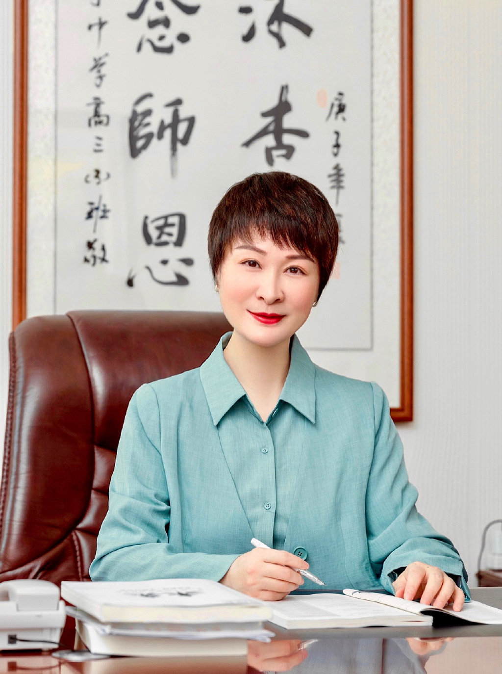 珠海市香樟中学校长--王菲