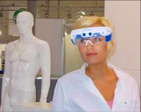 一家美国私营企业研发了一款可以透视患者皮下血管的特殊眼镜，将有望造福患者和医护人员的工作