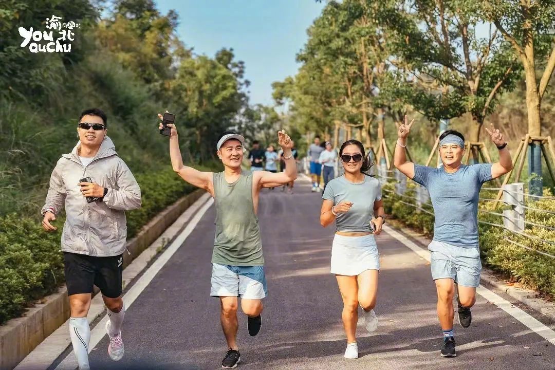 起伏山地畅跑6km现场