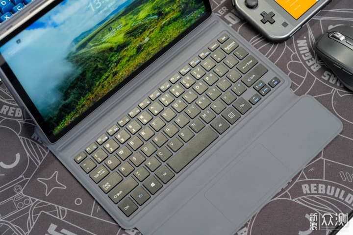 跑分84万酷比魔方IWORK GT二合一平板体验如何_新浪众测