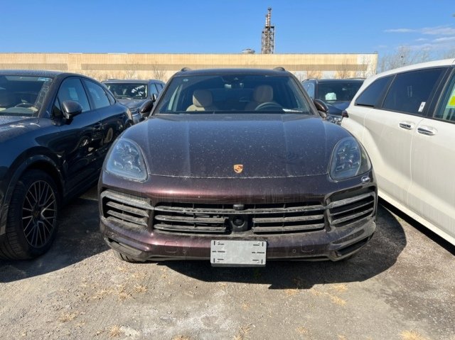 2022款保时捷卡宴3.0桃红木 报价107万