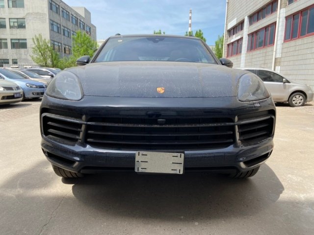 2022款原厂进口保时捷卡宴高配现车112万