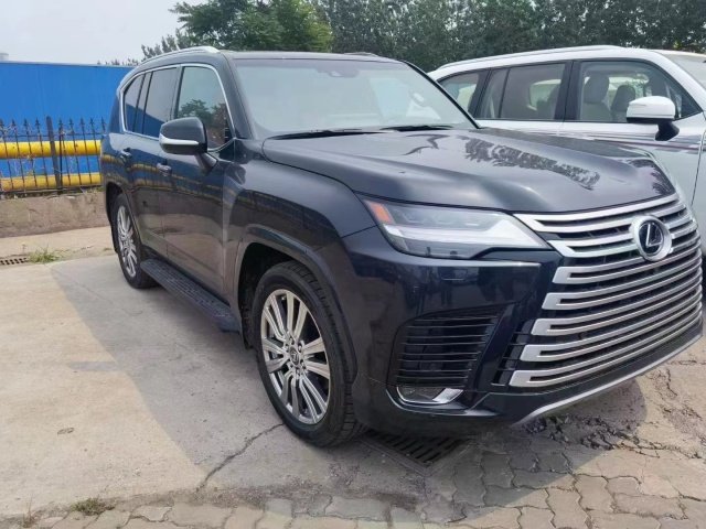 2022款全新一代雷克萨斯LX600 港口现车