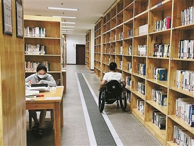 让特殊群体共享书香气 江北文化中心实施无障碍改造