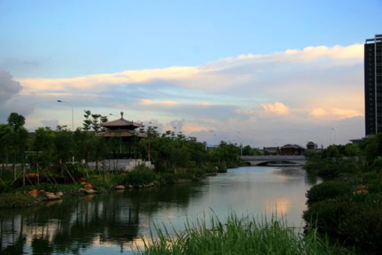 岭南水乡美景遍布亚运城。 李佳亮摄 岭南水乡美景遍布亚运城。 李佳亮摄