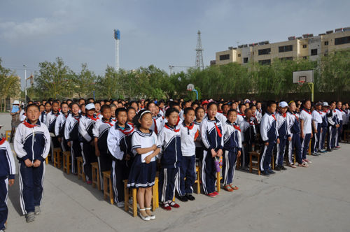瓜州渊泉小学学生 瓜州渊泉小学学生