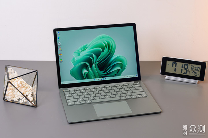 亚博全站APP登录官网微软Surface Laptop 5评测：高性能长续航