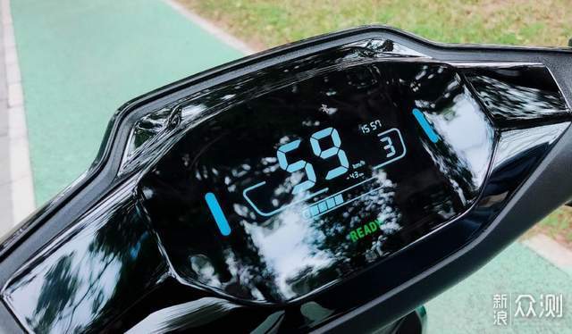 號稱優化N系列所有短板,九號M95C電摩評測_新浪眾測