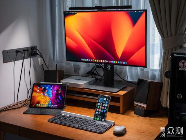 桌面改造再升級!同場加映 M2 Mac mini 開箱_新浪眾測