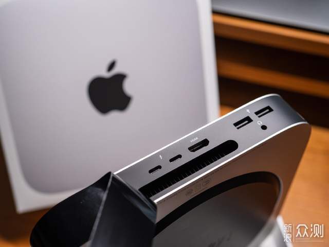 桌面改造再升級!同場加映 M2 Mac mini 開箱_新浪眾測