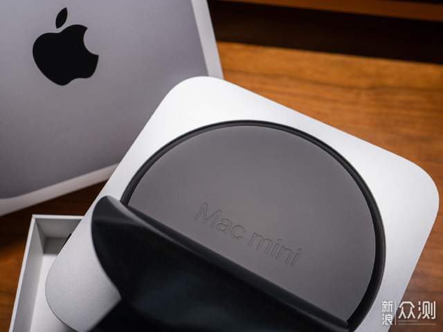 桌面改造再升級!同場加映 M2 Mac mini 開箱_新浪眾測