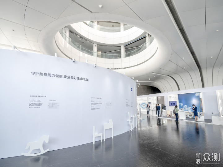 解密蔡司鏡片原廠加工,蔡司工廠行分享_新浪眾測