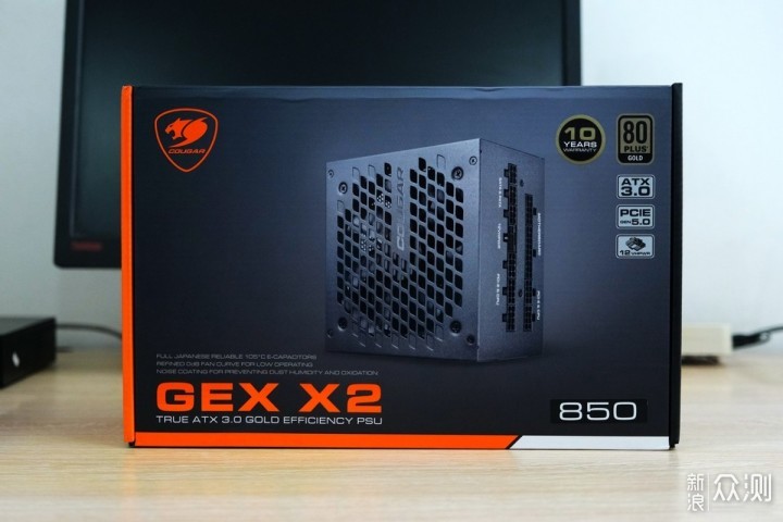 原生PCIE5.0金牌全模組電源，骨伽GEX X2開箱_新浪眾測