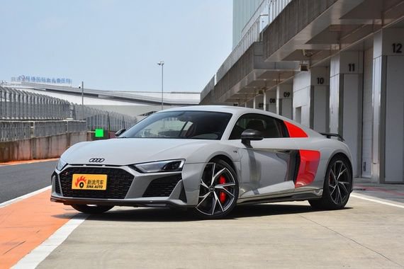 奥迪R8热销中 欲购从速
