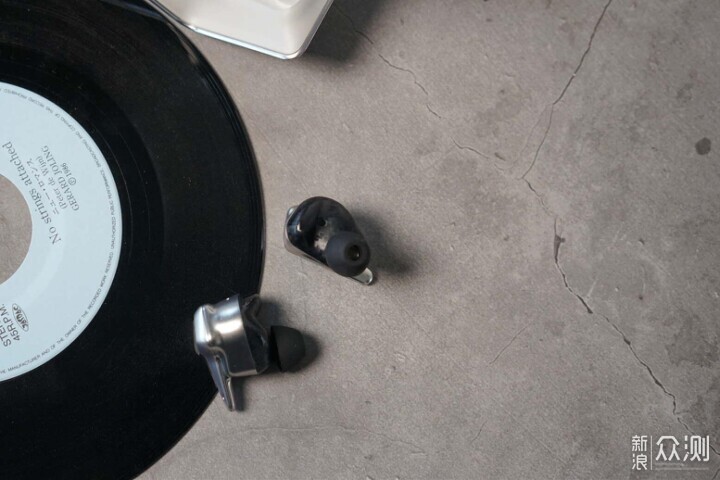 真無線耳機大殺器!HIFIMAN無線版天鵝有點頂_新浪眾測