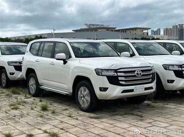 强悍越野性能 丰田陆巡4.0L报价80万起