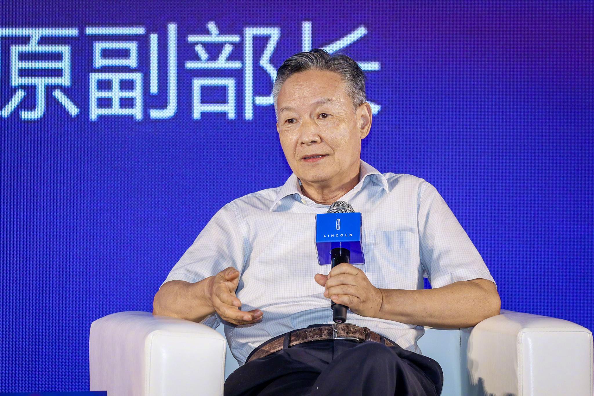 仇保兴:不减排我们在国际上就没有地位,减排离不开中国