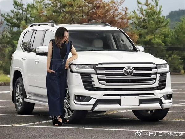 新一代酷路泽LC300报价78万 手续齐备