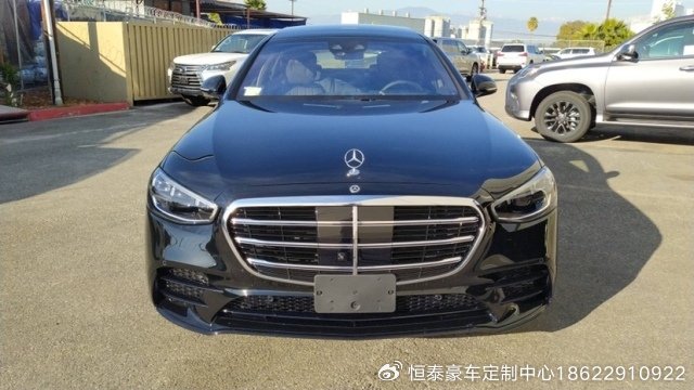 现购美规奔驰S500现车优惠30万欢迎选购