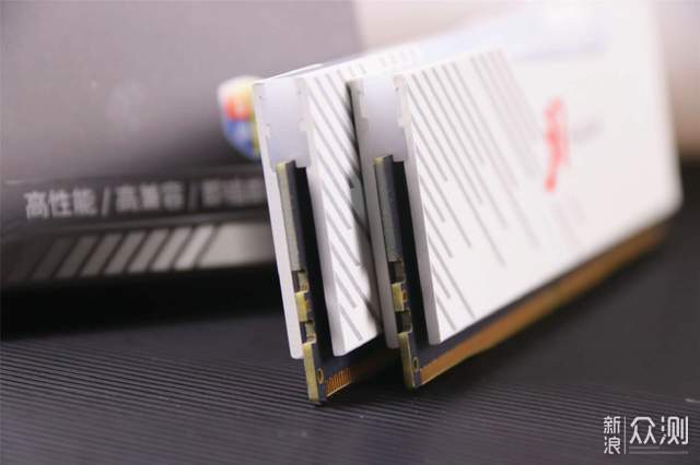 intel XMP3.0認證!金百達刃系列內存裝機_新浪眾測