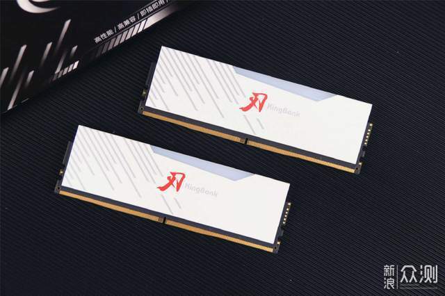 intel XMP3.0認證!金百達刃系列內存裝機_新浪眾測