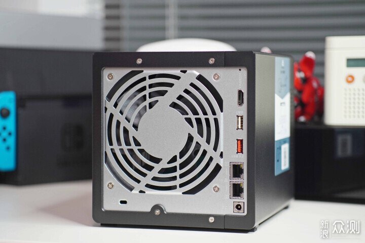 上手QNAP TS-464C2,威聯通NAS性能出色_新浪眾測