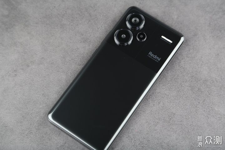 中端機的頂格體驗 上手Redmi Note 13 Pro+_新浪眾測