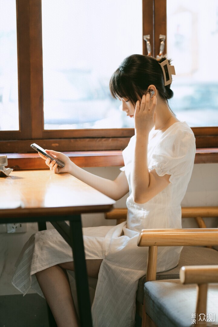 靜謐聽音、厚潤音色,Svanar Wireless LE_新浪眾測