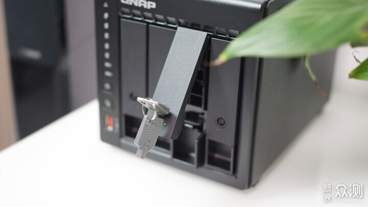 NAS安裝QBittorrent下載神器:讓你不缺資源_新浪眾測