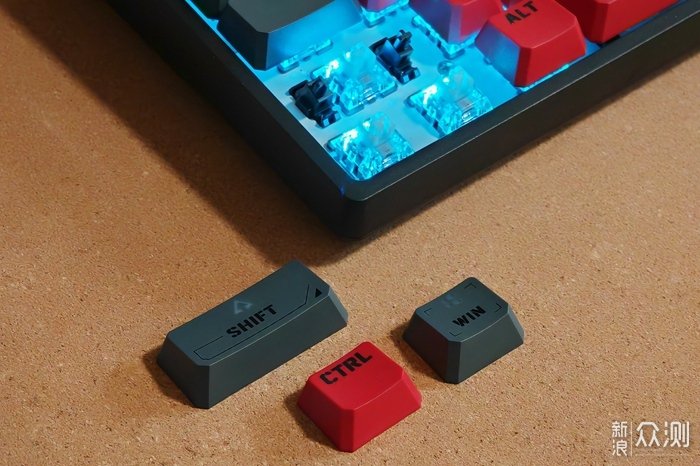 血手幽靈3玩家T87：機械鍵盤“卷王之王”！_新浪眾測
