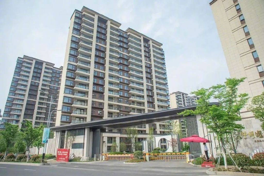 “陆家嘴”买到毒地“喊冤”,毒地上盖楼,谁住进去了?