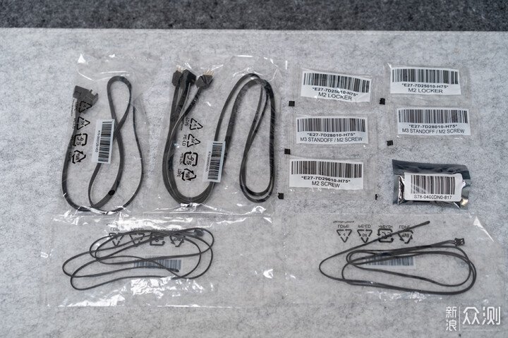 微星 MEG Z790 ACE MAX 開箱評測_新浪眾測