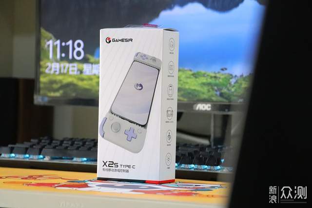 手機搖身變身掌機?蓋世小雞X2s遊戲手柄開玩_新浪眾測