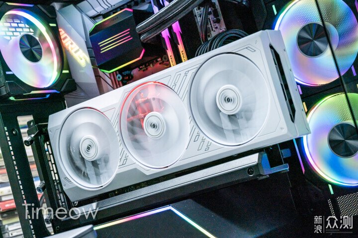 3000元顯卡王者-藍寶石RX 7700 XT極地版評測_新浪眾測