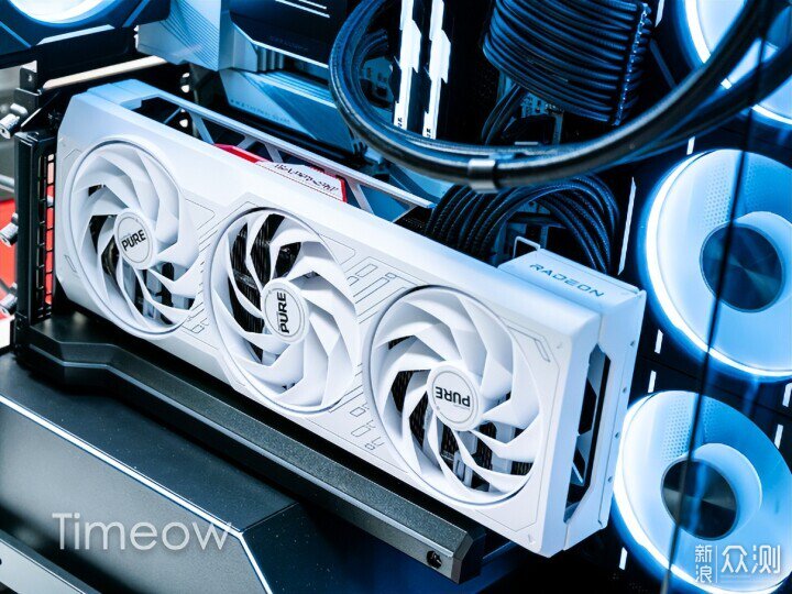 3000元顯卡王者-藍寶石RX 7700 XT極地版評測_新浪眾測