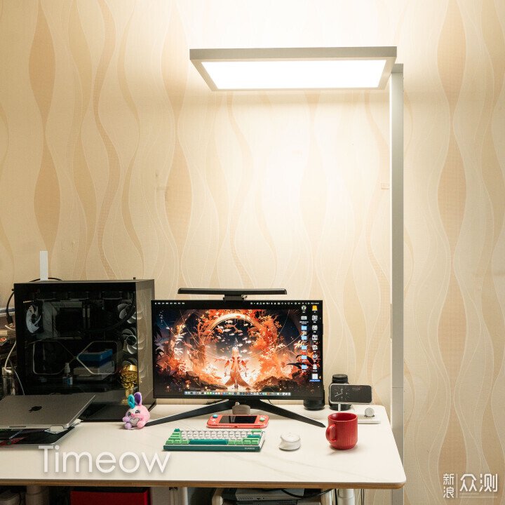 燈越大越護眼 買立式檯燈工作學習更舒服!_新浪眾測